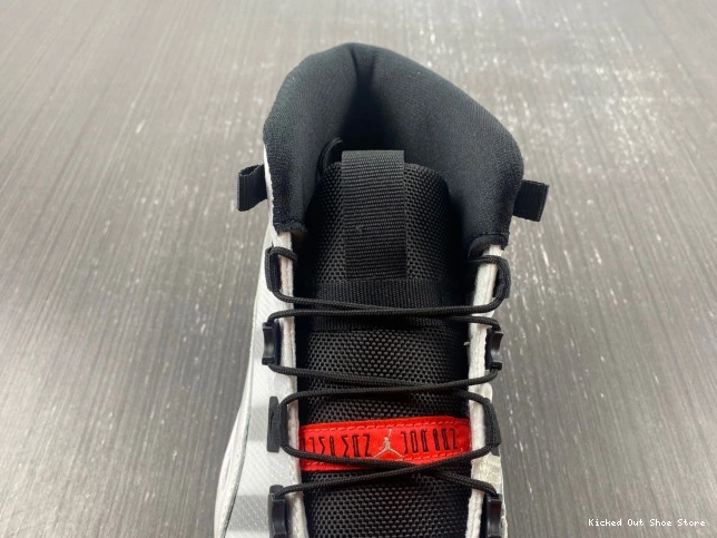 Kick Theory (CN Air DD3522-100 11 Adapt White Plug) Jordan 0627